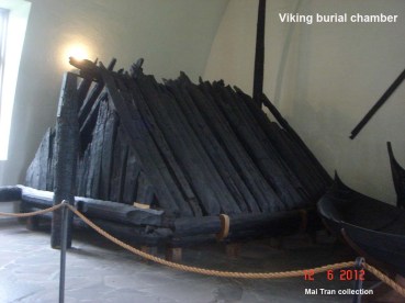 Burial chamber Image